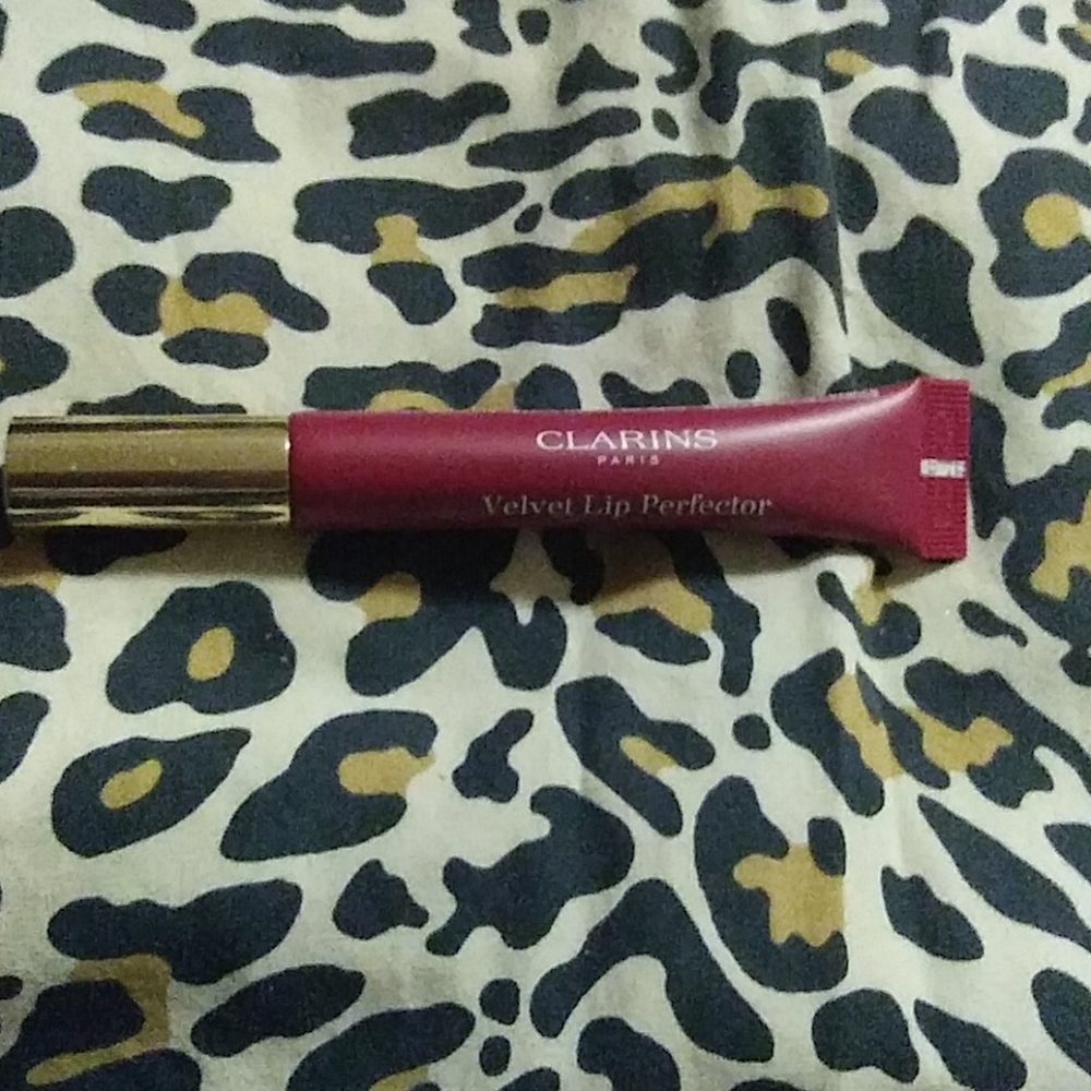 Clarins Paris Velvet Lip Profector